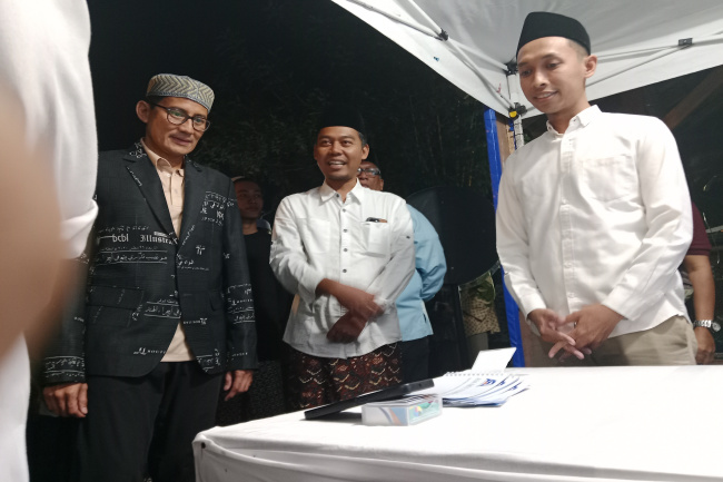 Kunjungi Pesantren Pencipta 14 Aplikasi, Menparekraf Sandiaga: Digitalisasi di Kalangan Santri Luar&nbsp;Biasa